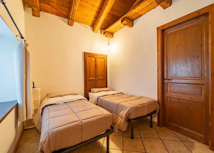Rifugio La Rocca Dom wakacyjny Roccasparvera